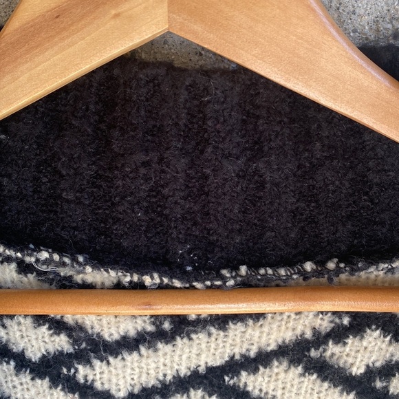 🇦🇷 Geo Pattern Open Front cozy Cardigan - Picture 4 of 4